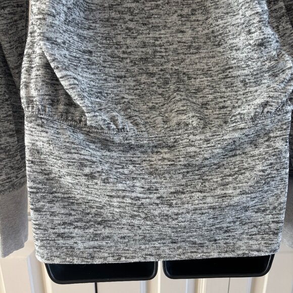 Athleta Gray Hooded Sweatshirt Pullover – Thumbholes & Kangaroo Pocket, Size M - Picture 7 of 10